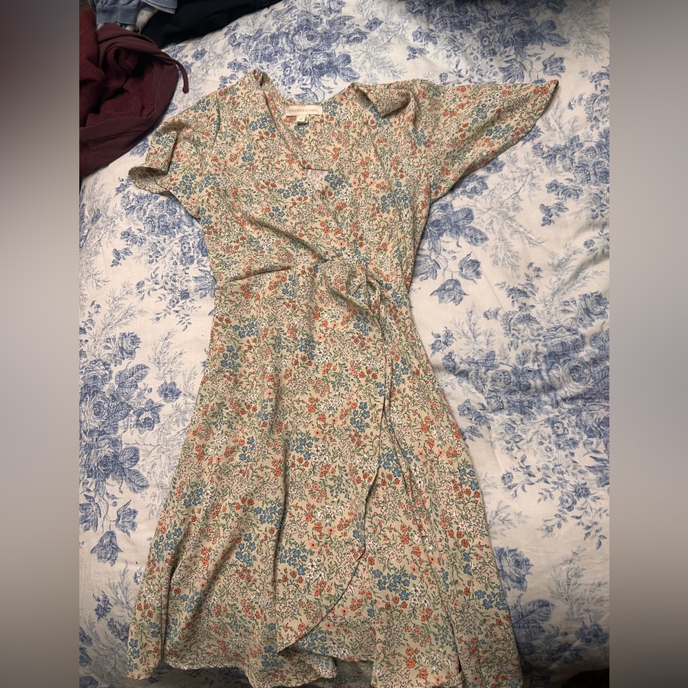 Floral Wrap Dress mountaeu la
